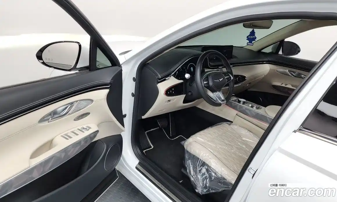 Genesis GV70 2023 2.5 Автомат в Москве № 77220, фото 2