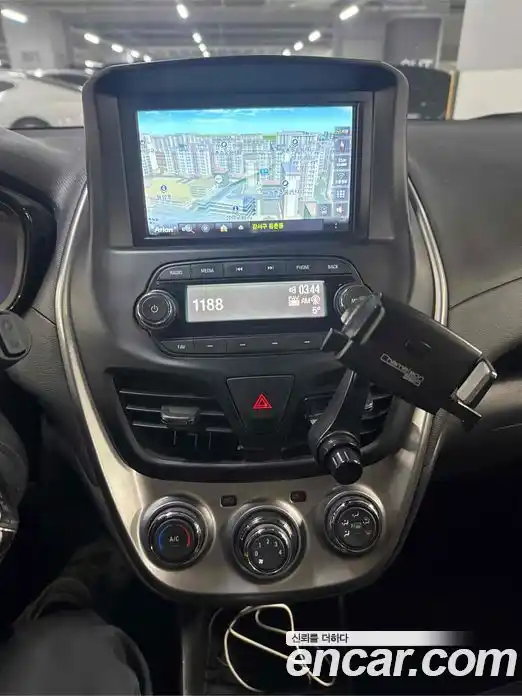 Chevrolet Spark 2017 1.0 Автомат в Москве № 89770, фото 13