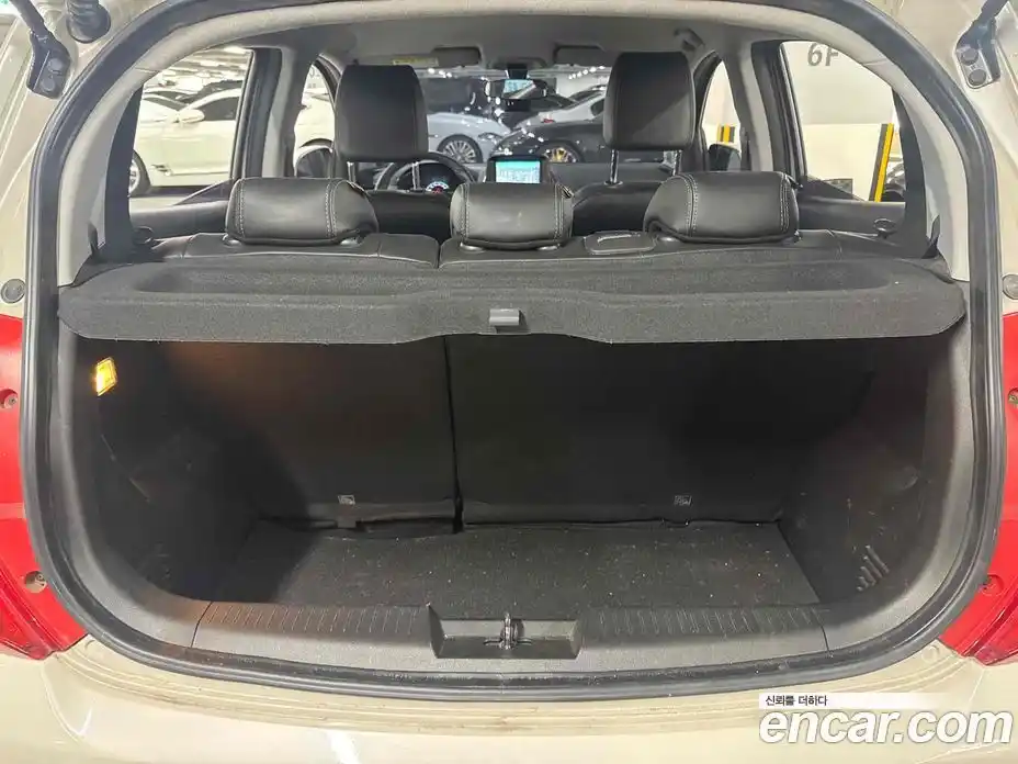 Chevrolet Spark 2017 1.0 Автомат в Москве № 89770, фото 2