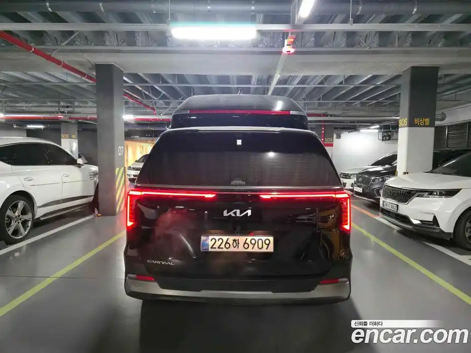 Kia Canival 2025 3.5 Автомат в Москве № 94741, фото 16