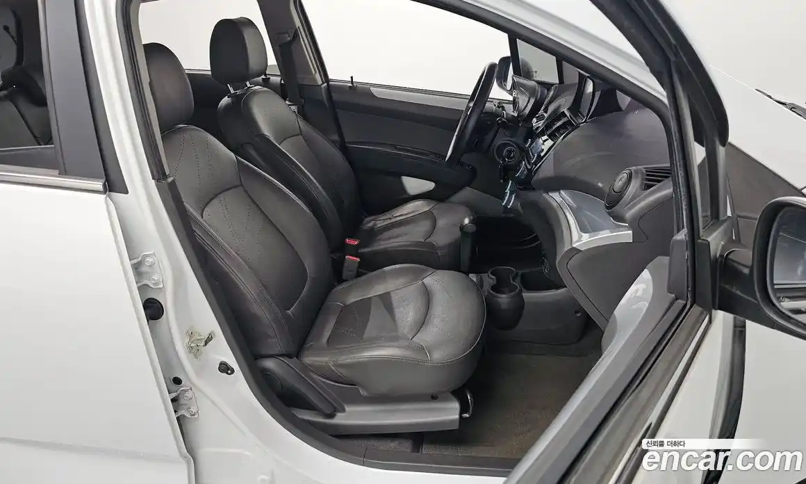 Chevrolet Spark 2014 1.0 Автомат в Москве № 103498, фото 14