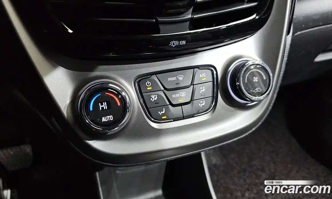 Chevrolet Spark 2021 1.0 Автомат в Москве № 104719, фото 17