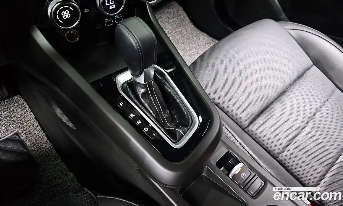 Renault Arkana 2025 1.6 Автомат в Москве № 107466, фото 13