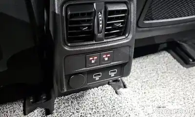 Renault Arkana 2025 1.6 Автомат в Москве № 107466, миниатюра 9