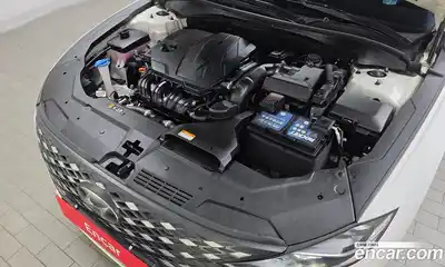 Hyundai Grandeur 2021 2.5 Автомат в Москве № 108256, миниатюра 2