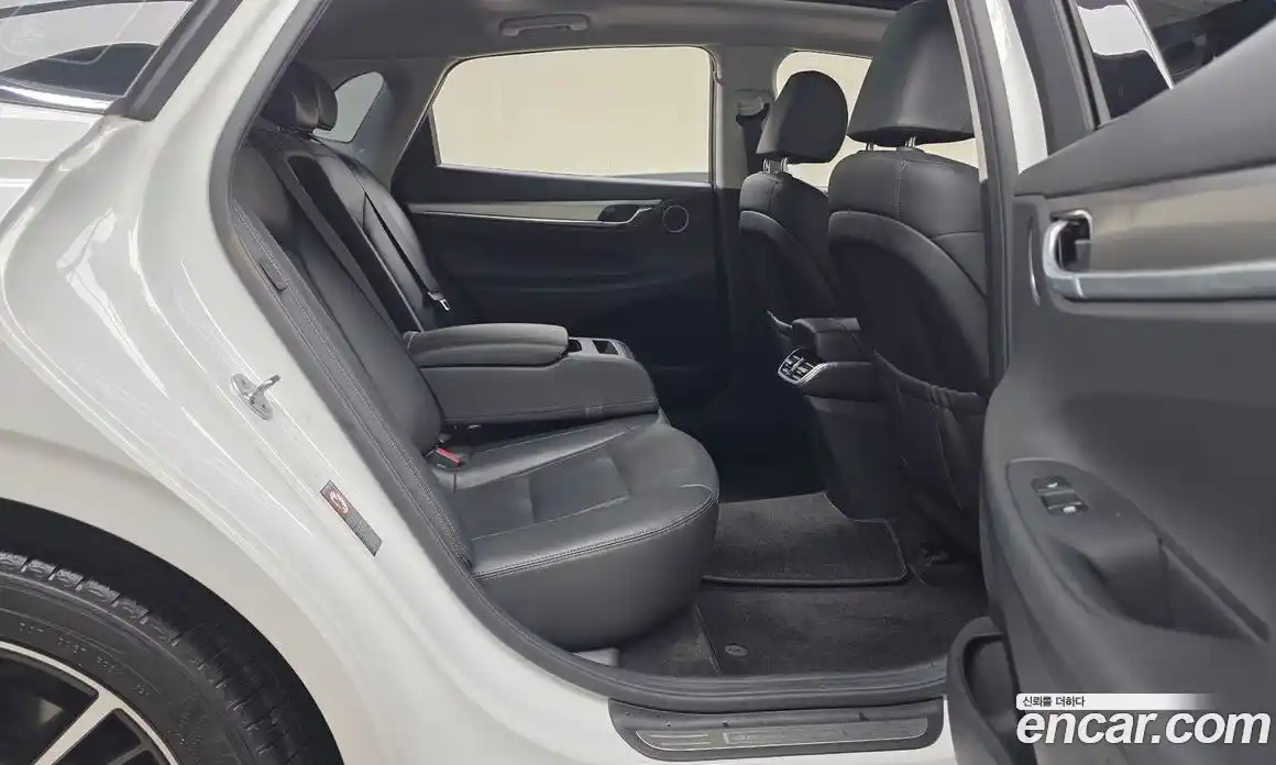 Hyundai Grandeur 2021 2.5 Автомат в Москве № 108256, фото 7