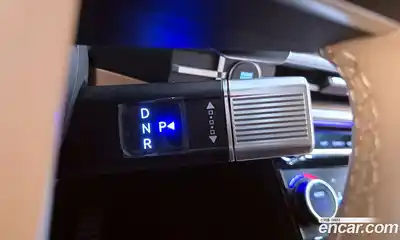 Hyundai Santa Fe 2024 1.6 Автомат в Москве № 108718, миниатюра 2