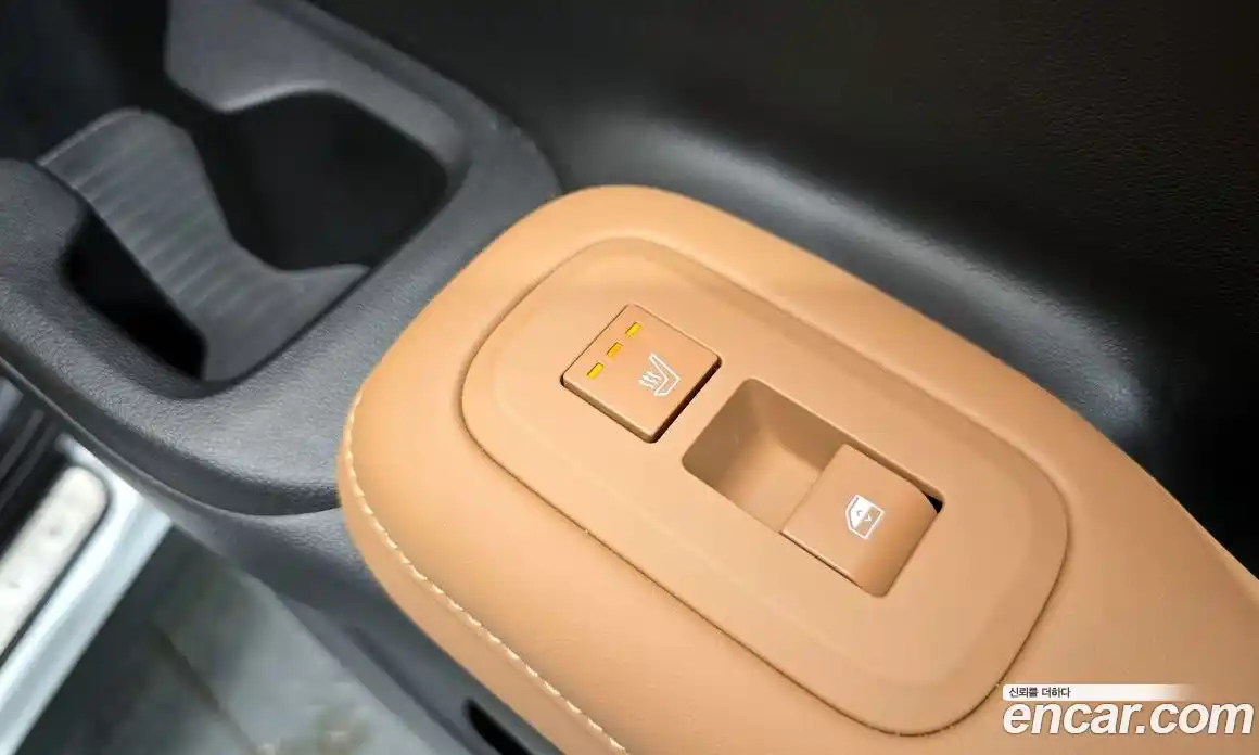 Hyundai Santa Fe 2024 1.6 Автомат в Москве № 108718, фото 3