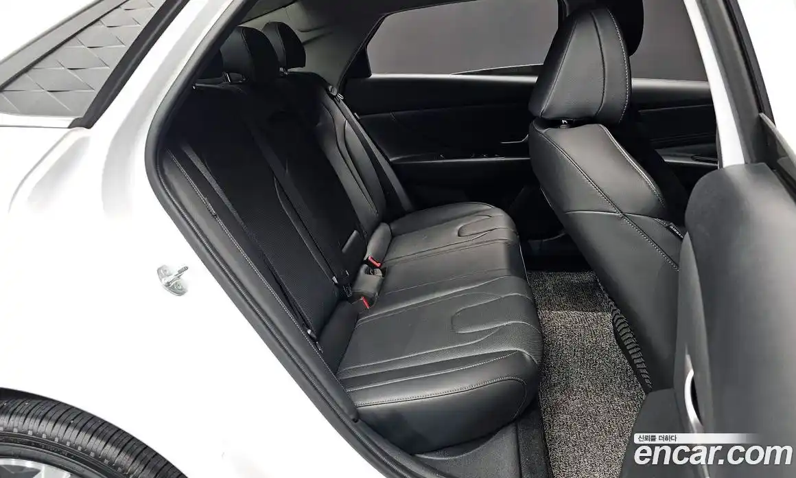 Hyundai Avante 2024 1.6 Автомат в Москве № 110868, фото 13