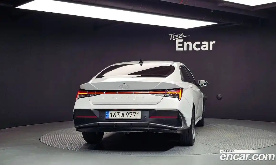 Hyundai Avante 2024 1.6 Автомат в Москве № 110868, фото 16