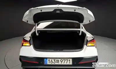 Hyundai Avante 2024 1.6 Автомат в Москве № 110868, миниатюра 5