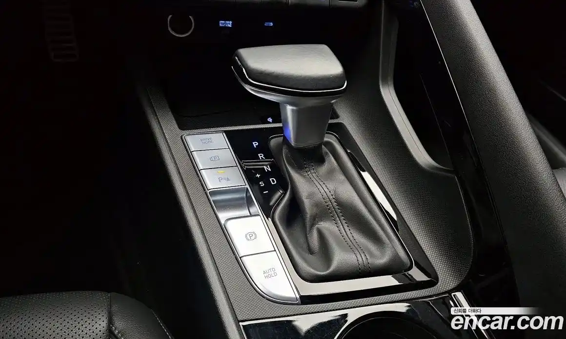 Hyundai Avante 2025 1.6 Автомат в Москве № 111065, фото 10