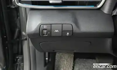 Hyundai Avante 2023 1.6 Автомат в Москве № 111959, миниатюра 8