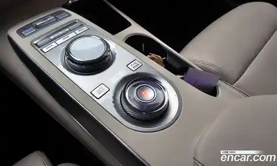 Genesis GV70 2024 2.5 Автомат в Москве № 113746, миниатюра 12