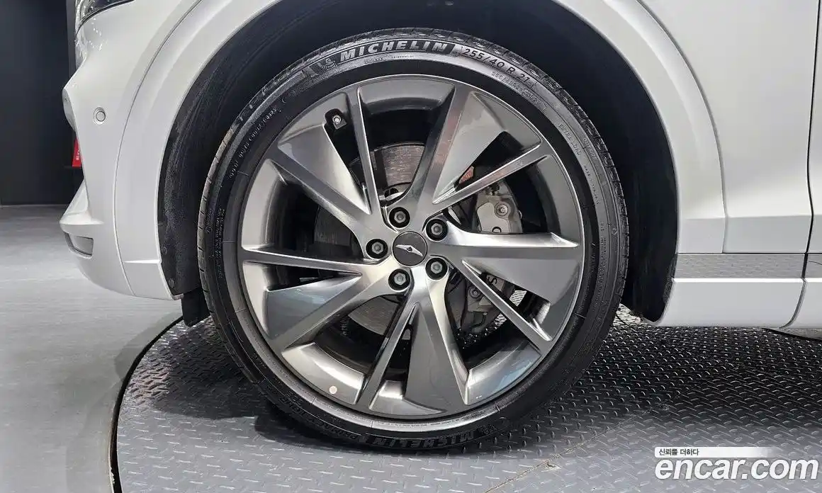 Genesis GV70 2024 2.5 Автомат в Москве № 113746, фото 13