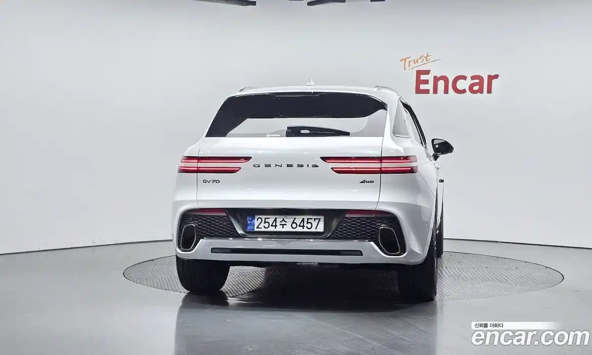 Genesis GV70 2024 2.5 Автомат в Москве № 113746, фото 16