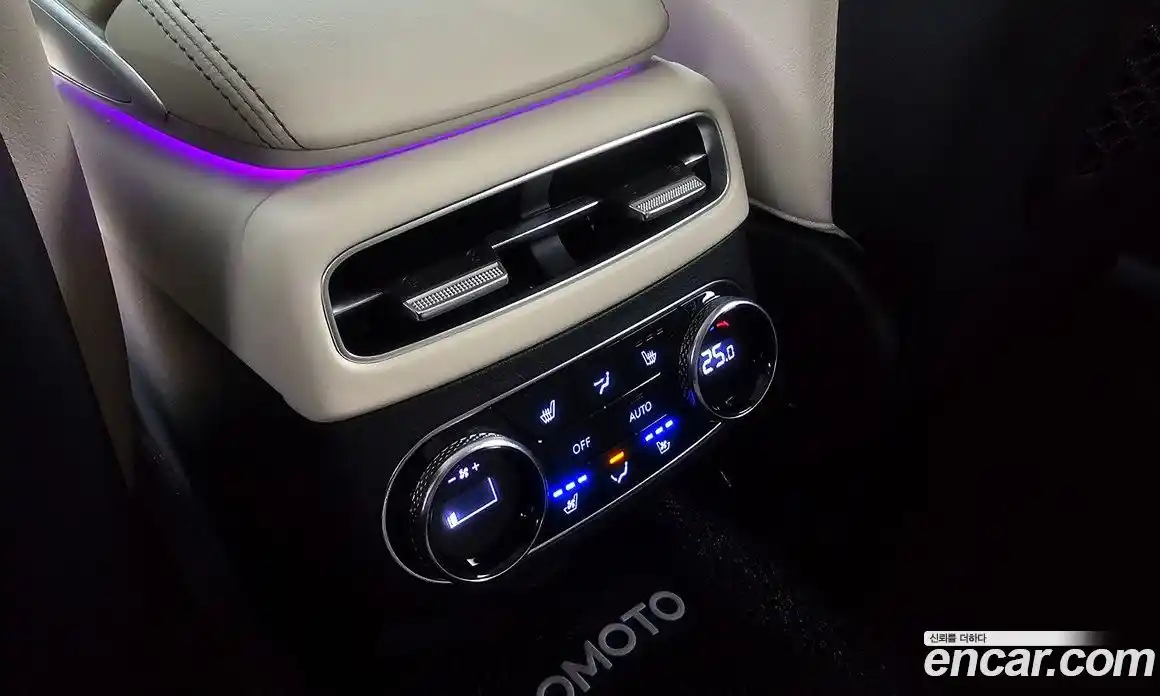 Genesis GV70 2024 2.5 Автомат в Москве № 113746, фото 20