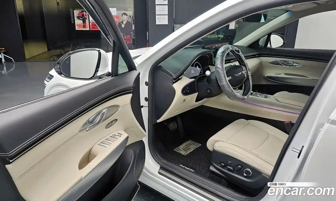 Genesis GV70 2024 2.5 Автомат в Москве № 113746, фото 8