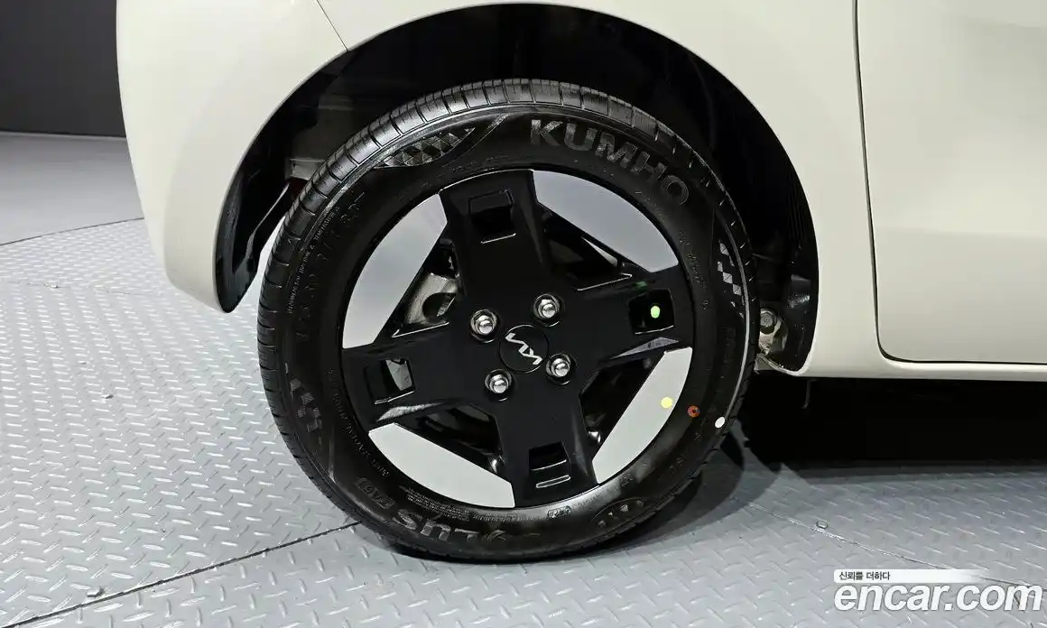 Kia Ray 2024 0.1 Автомат в Москве № 114089, фото 18