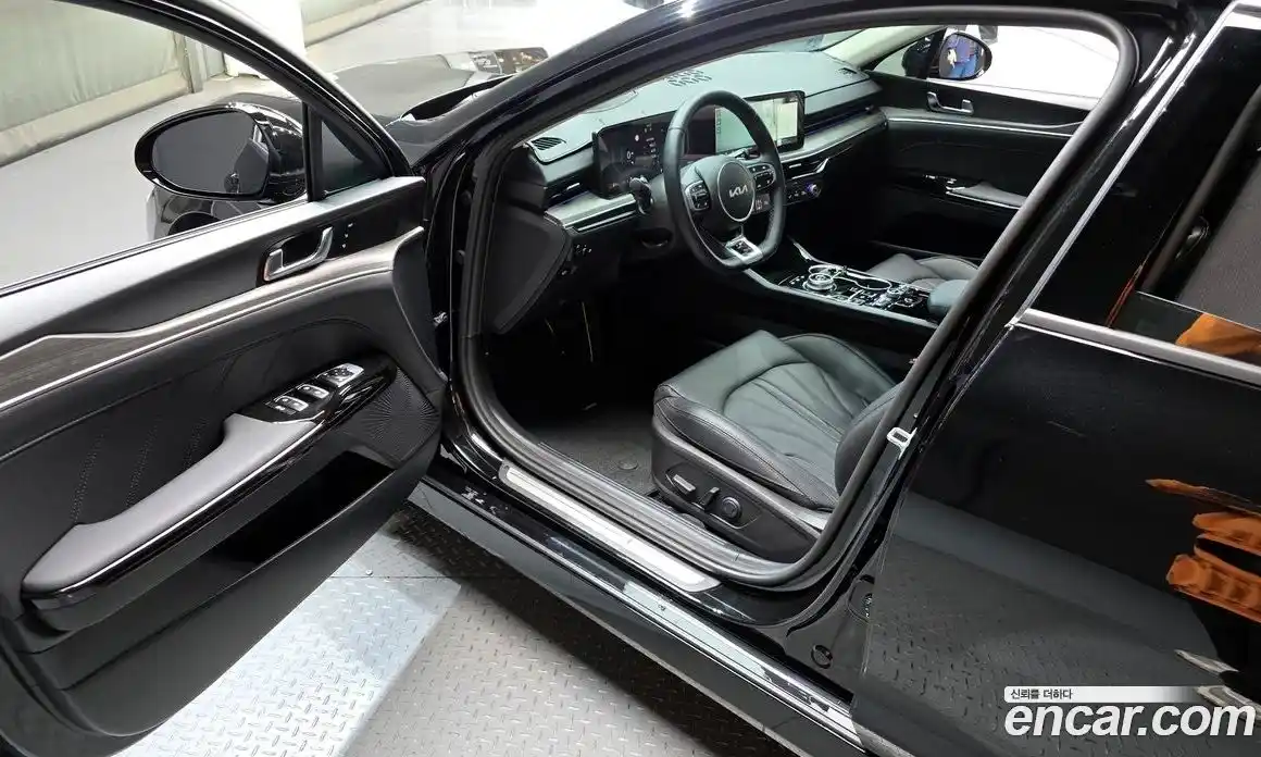 Kia K5 2026 1.6 Автомат в Москве № 114249, фото 3