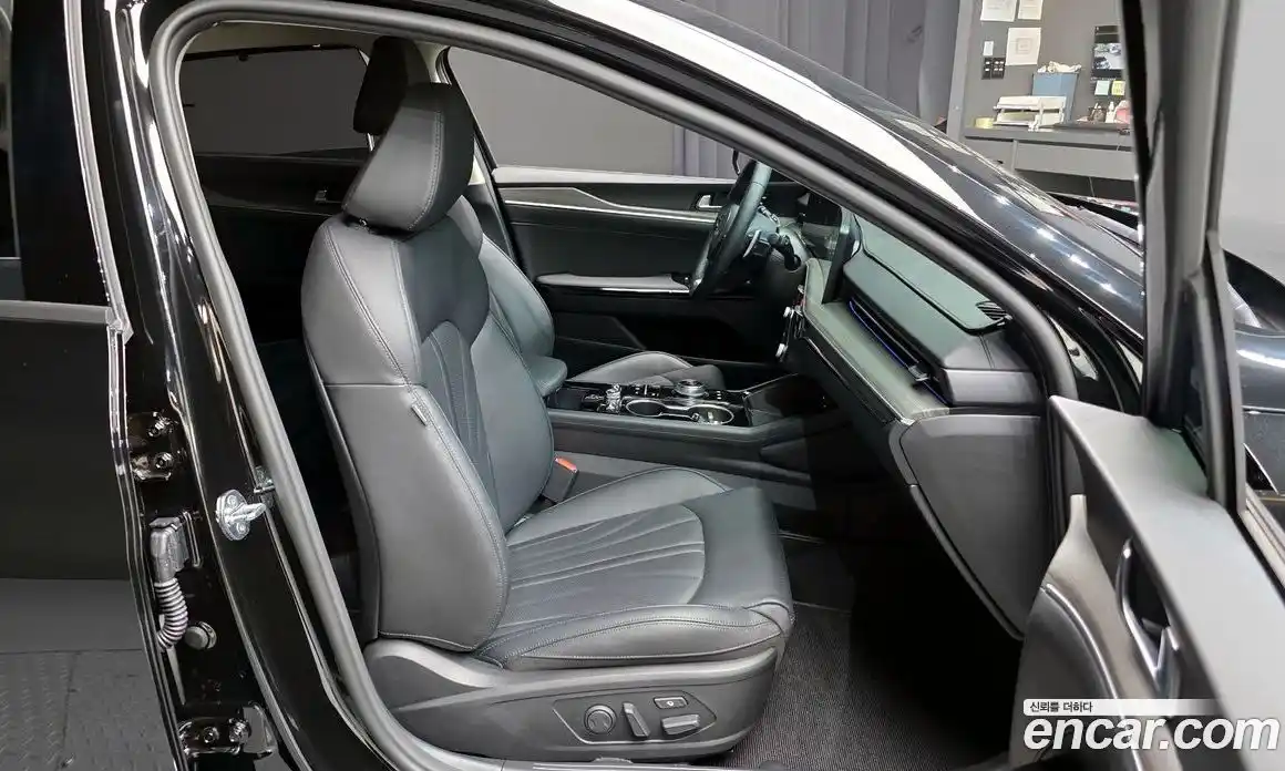 Kia K5 2026 1.6 Автомат в Москве № 114249, фото 8