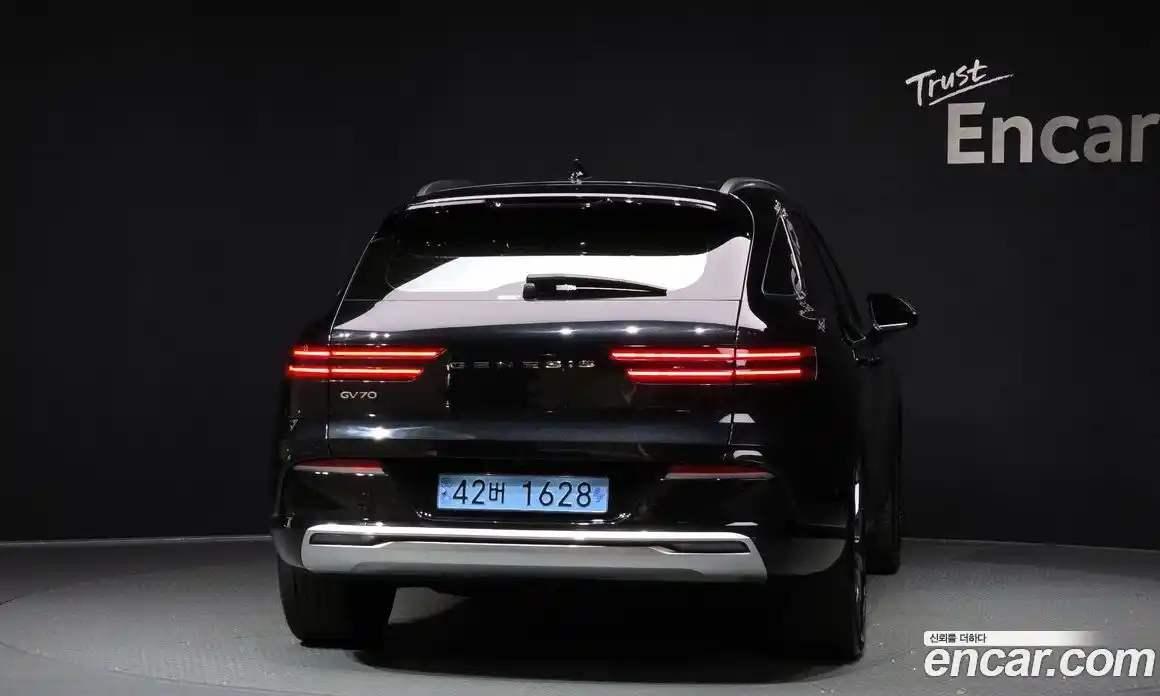 Genesis GV70 2024 0.1 Автомат в Москве № 116865, фото 20