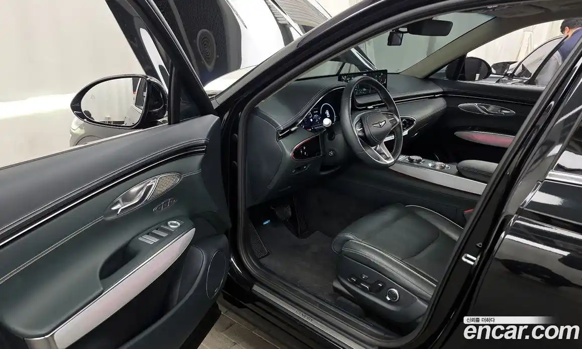 Genesis GV70 2024 0.1 Автомат в Москве № 116865, фото 7