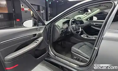 Hyundai Sonata 2023 1.6 Автомат в Москве № 119393, миниатюра 11