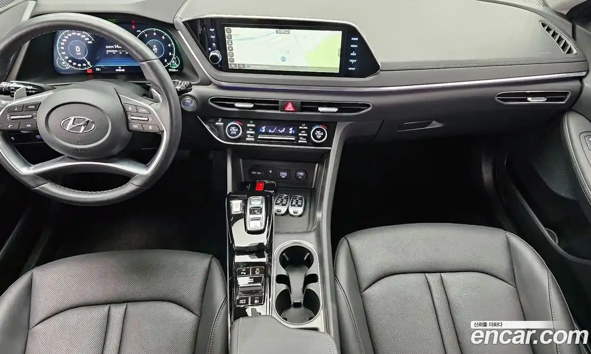 Hyundai Sonata 2023 1.6 Автомат в Москве № 119393, фото 20