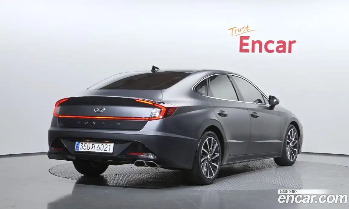 Hyundai Sonata 2023 1.6 Автомат в Москве № 119393, фото 8