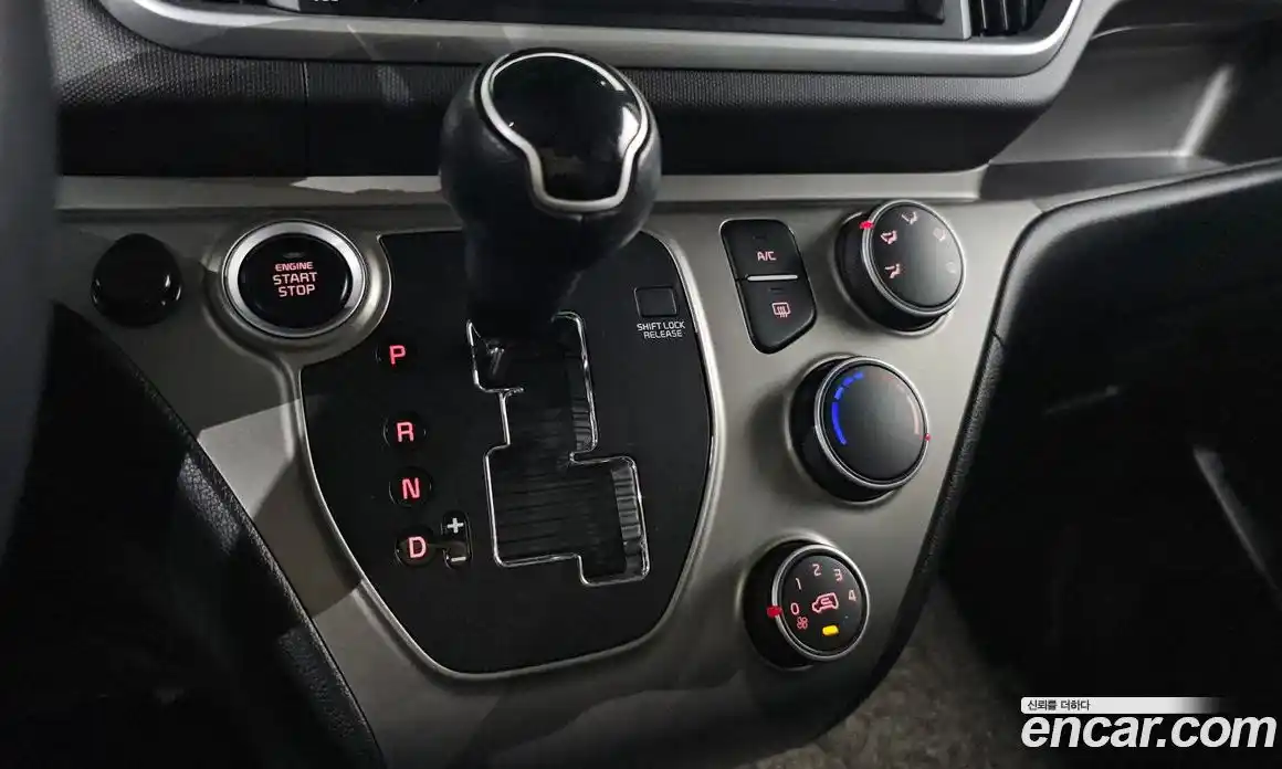 Kia Ray 2022 1.0 Автомат в Москве № 122008, фото 10