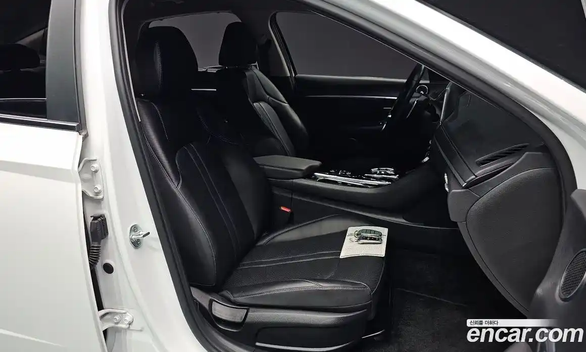 Hyundai Sonata 2020 2.0 Автомат в Москве № 125317, фото 16