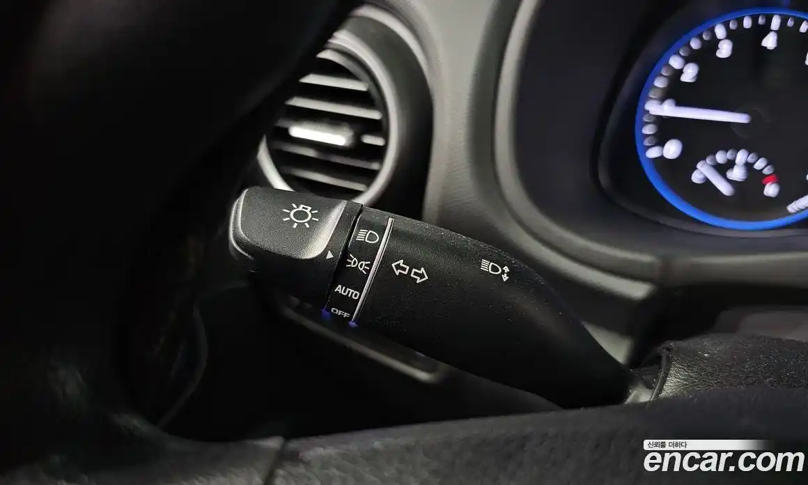 Hyundai Kona 2019 1.6 Автомат в Москве № 125593, фото 20