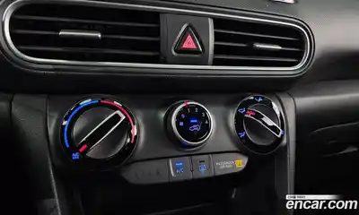 Hyundai Kona 2019 1.6 Автомат в Москве № 125593, миниатюра 9