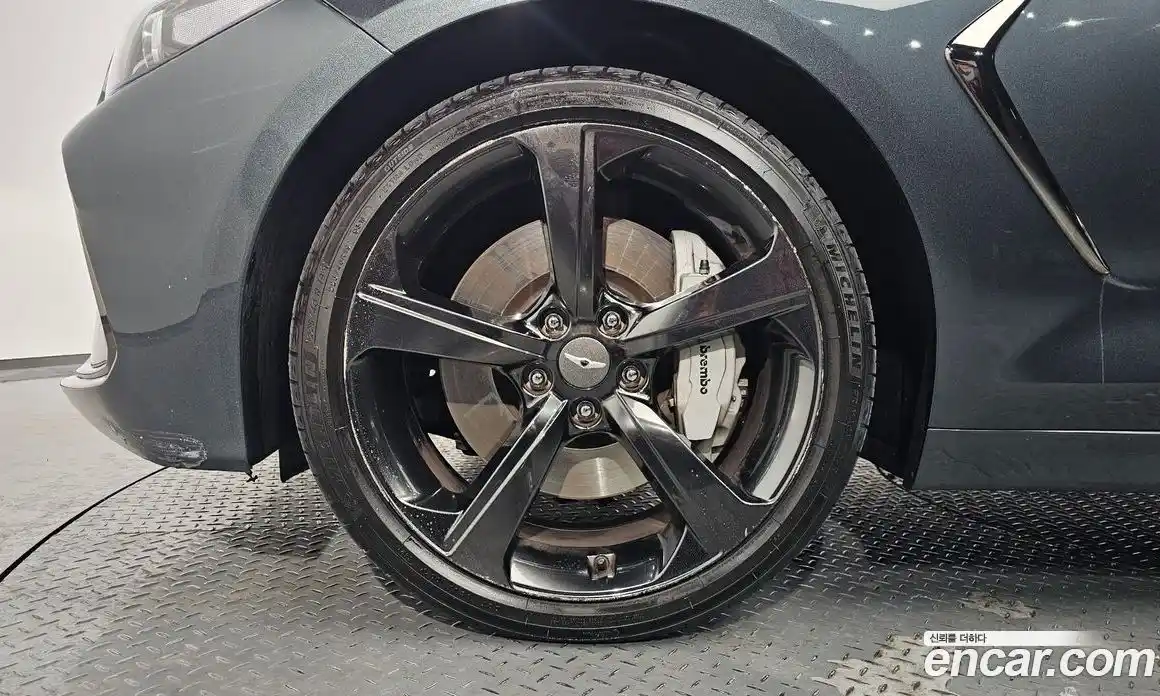 Genesis G70 2019 3.3 Автомат в Москве № 12968, фото 9