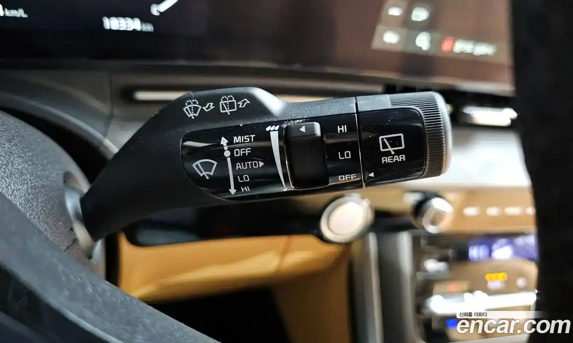 Kia Canival 2023 3.5 Автомат в Москве № 130798, фото 13