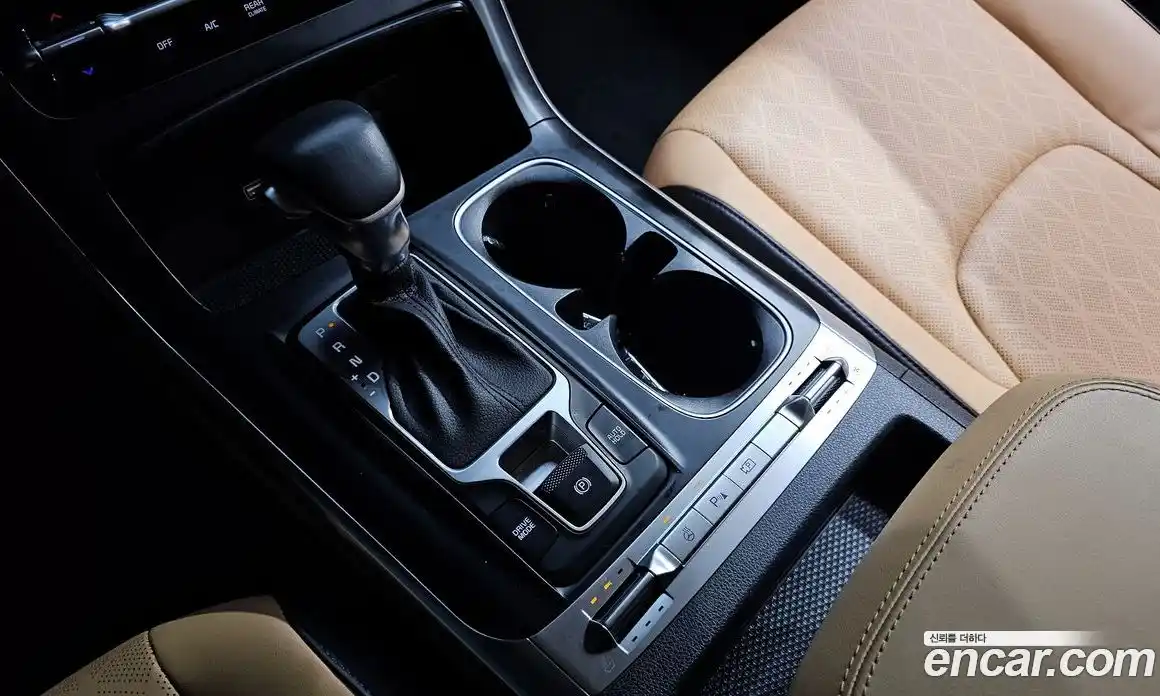 Kia Canival 2023 3.5 Автомат в Москве № 130798, фото 5