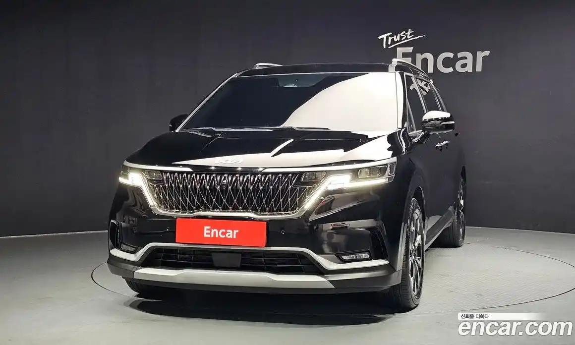 Kia Canival 2023 3.5 Автомат в Москве № 130798, фото 6