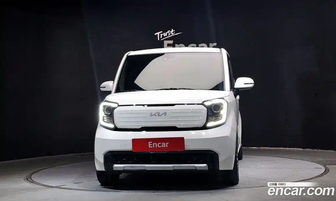 Kia Ray 2023 1.0 Автомат в Москве № 131464, фото 12