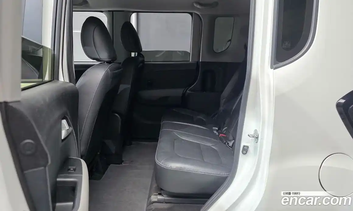 Kia Ray 2023 1.0 Автомат в Москве № 131464, фото 19