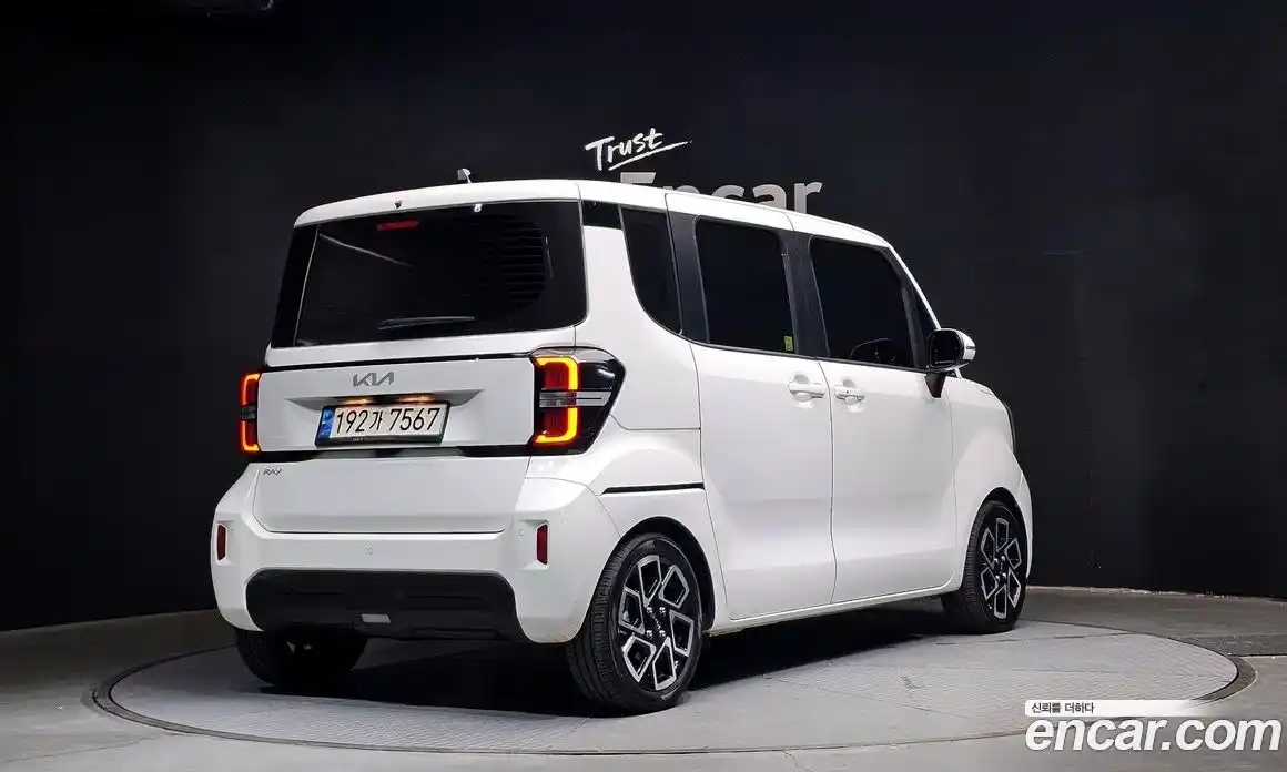 Kia Ray 2023 1.0 Автомат в Москве № 131464, фото 9