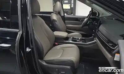 Kia Canival 2024 1.6 Автомат в Москве № 131998, миниатюра 5