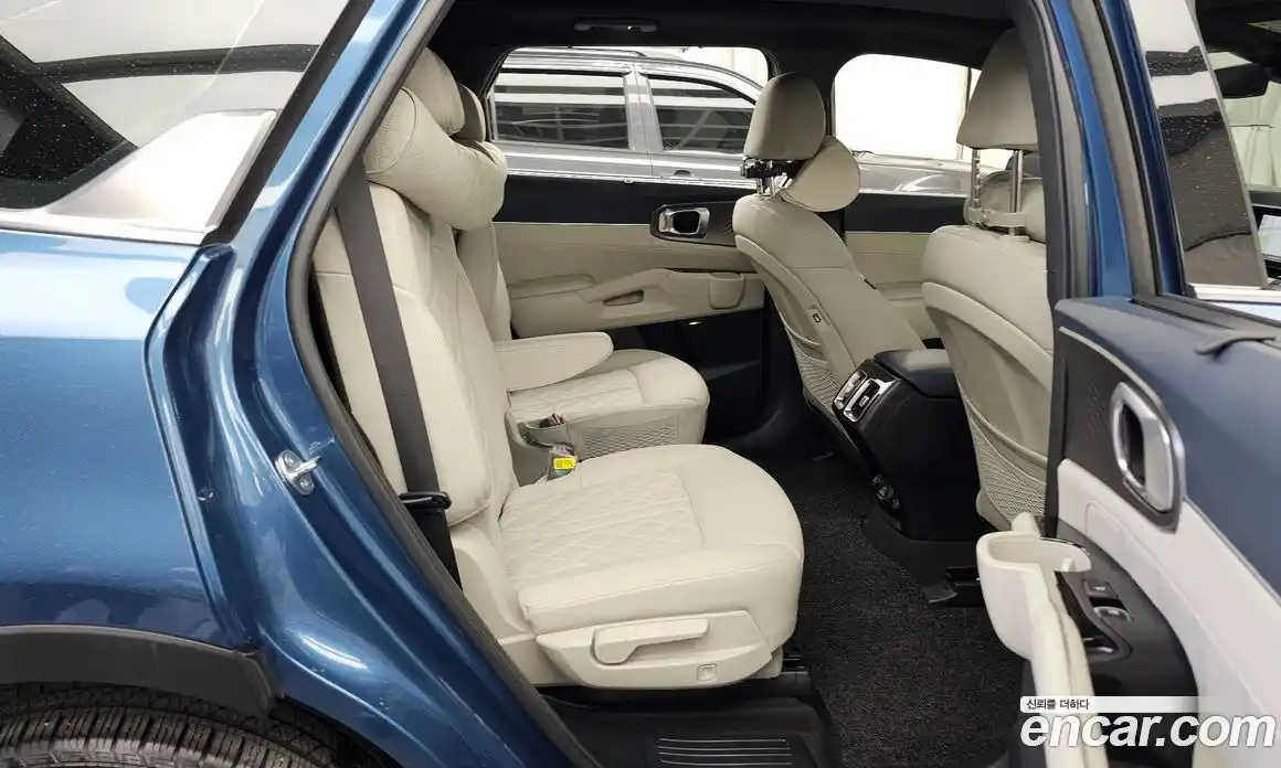 Kia Sorento 2023 1.6 Автомат в Москве № 134097, фото 17