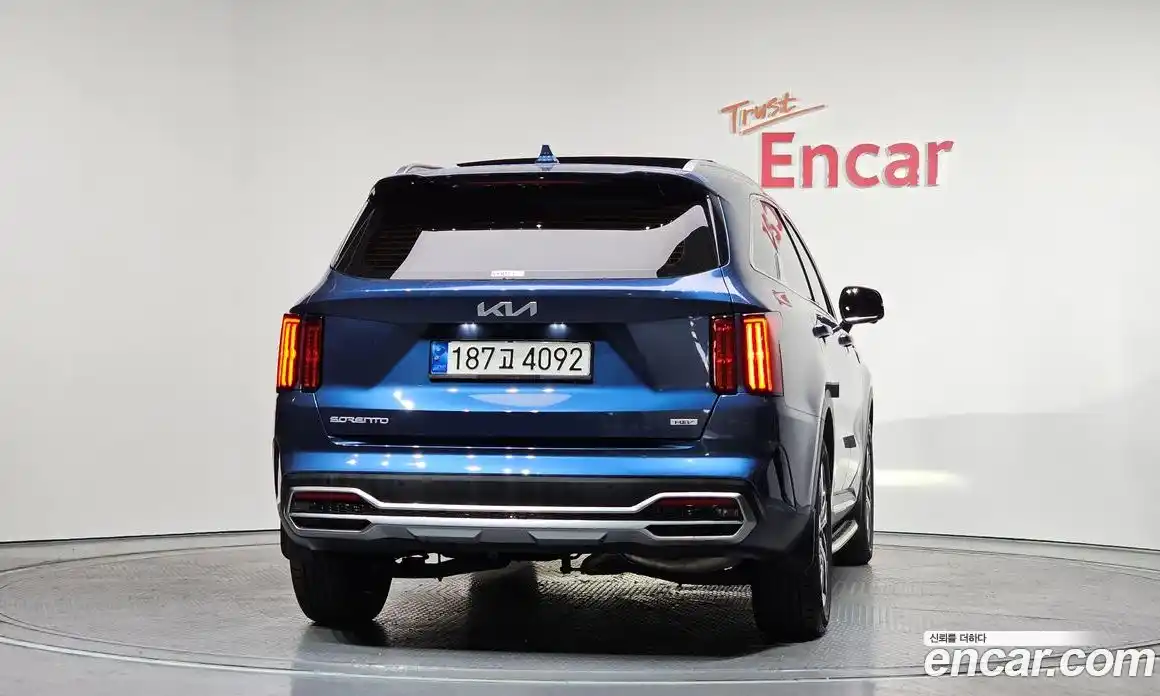 Kia Sorento 2023 1.6 Автомат в Москве № 134097, фото 8