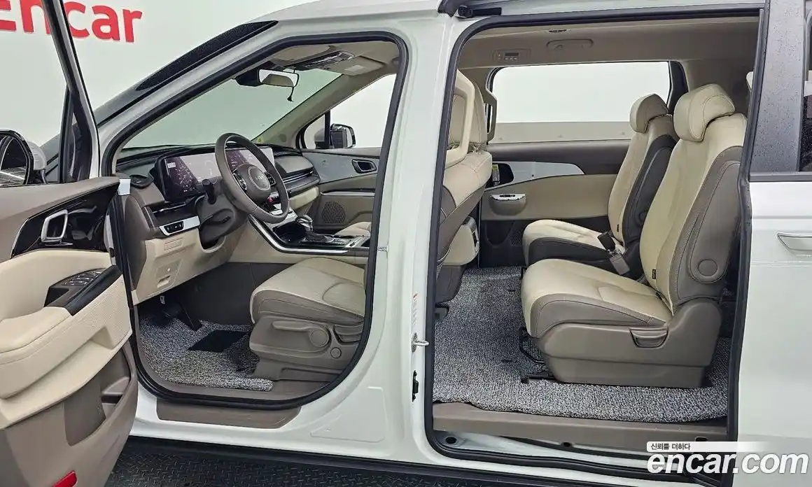 Kia Canival 2022 2.2 Автомат в Москве № 134101, фото 13