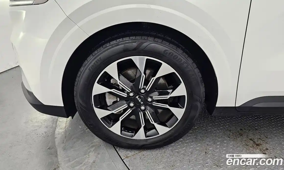 Kia Canival 2022 2.2 Автомат в Москве № 134101, фото 19