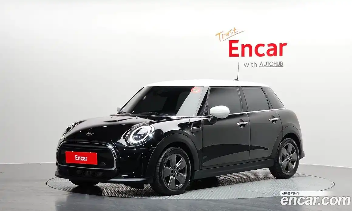 Mini Cooper 2022 1.5 Автомат в Москве № 136681, фото 16