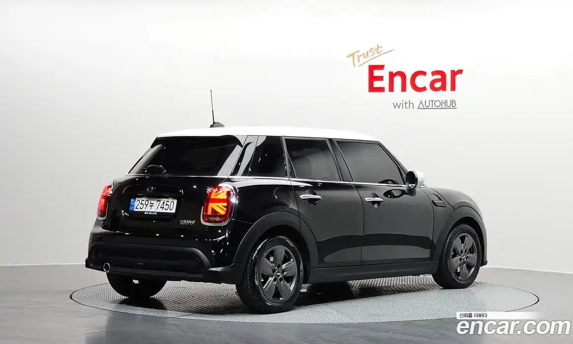 Mini Cooper 2022 1.5 Автомат в Москве № 136681, фото 17