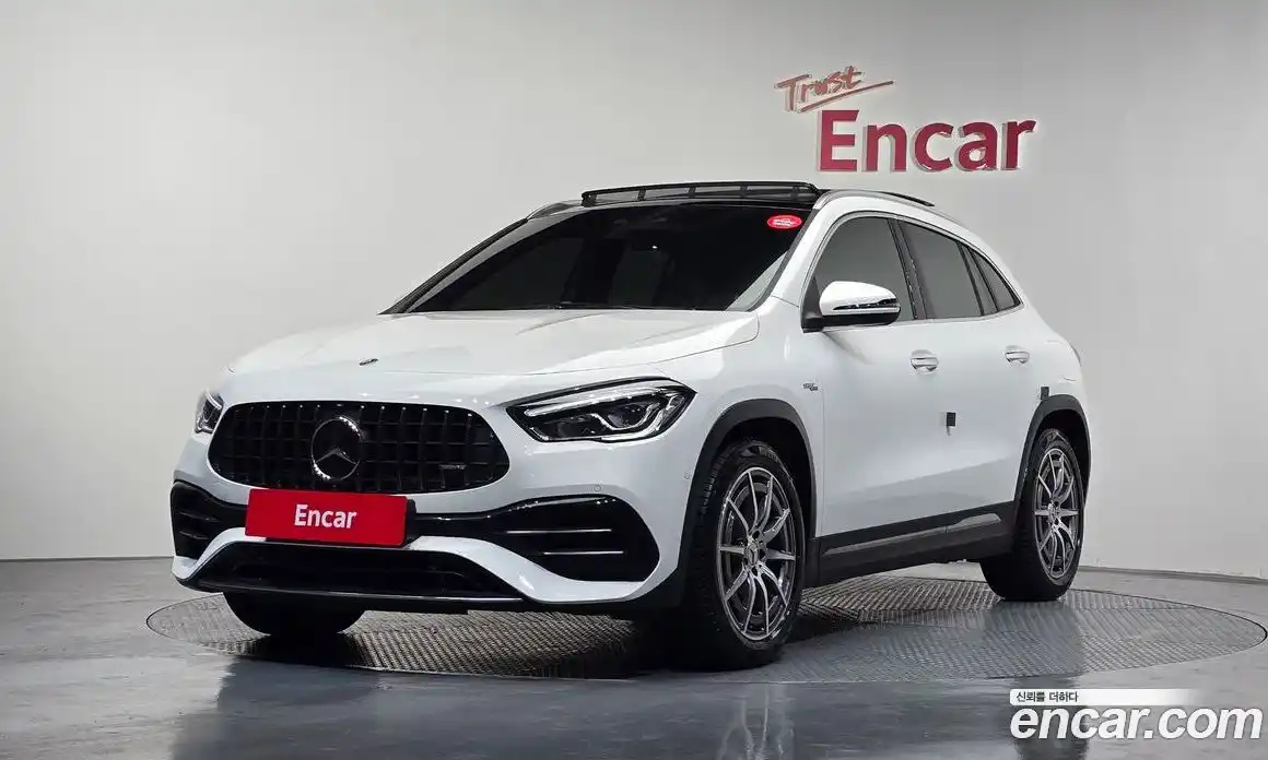 Mercedes-Benz GLA-Class 2022 2.0 Автомат в Москве № 137651, фото 12