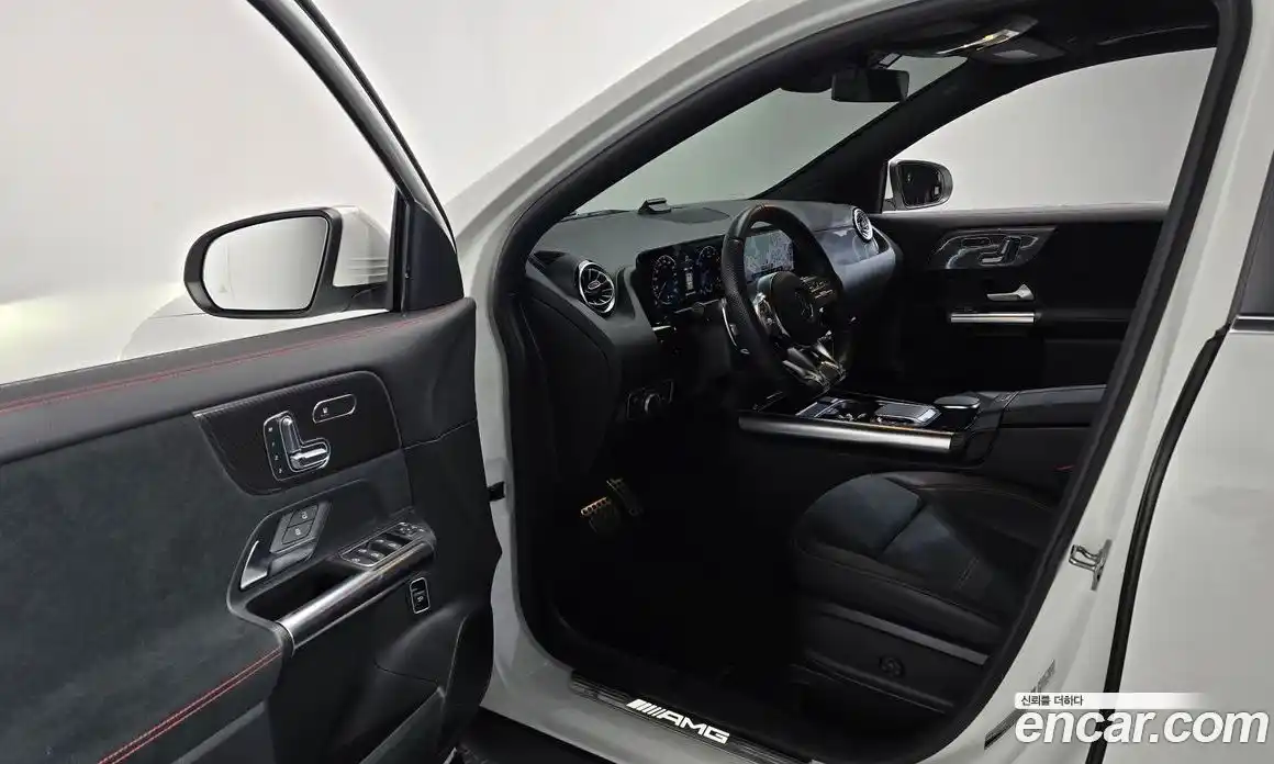 Mercedes-Benz GLA-Class 2022 2.0 Автомат в Москве № 137651, фото 15